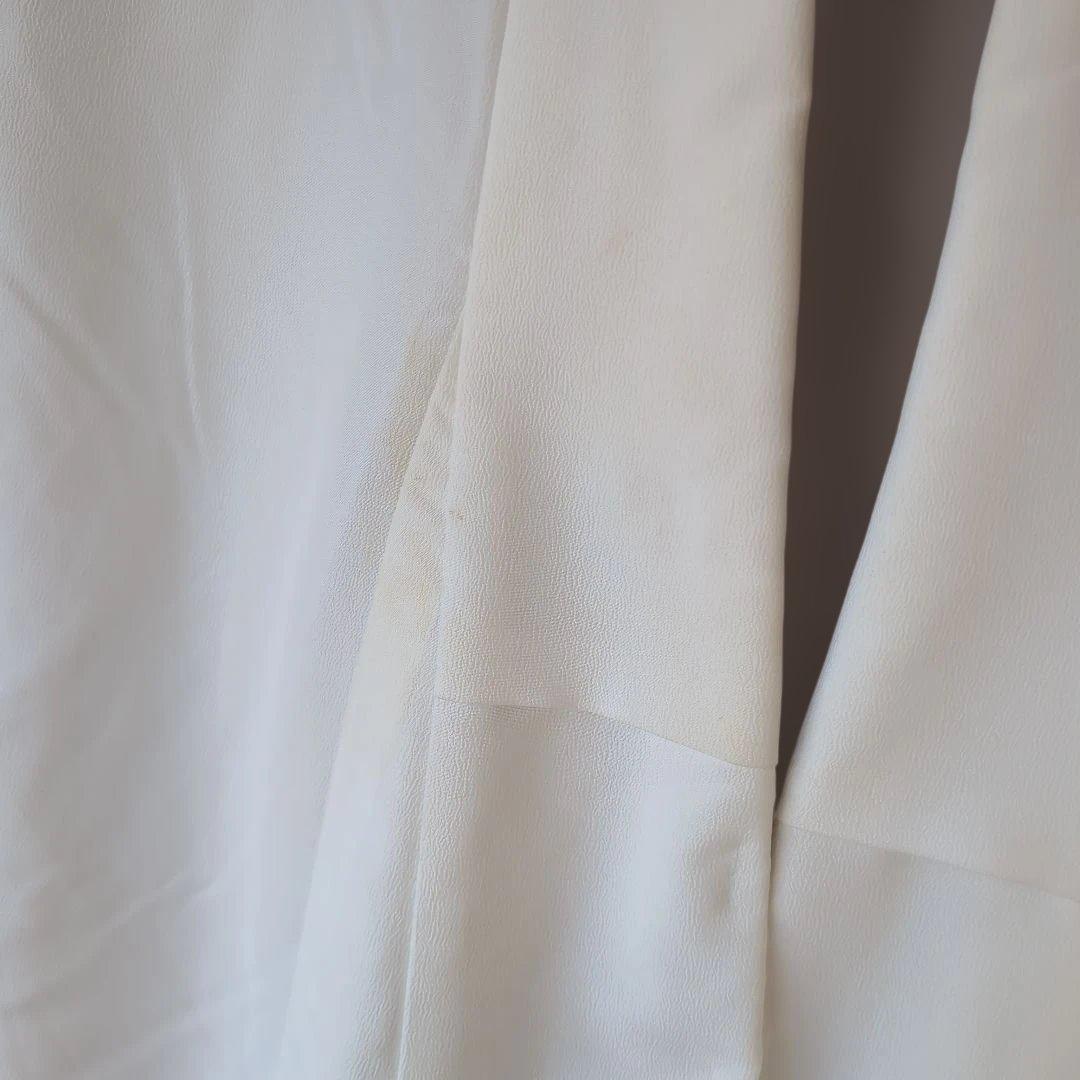 舞踊　着物　裾引き　白