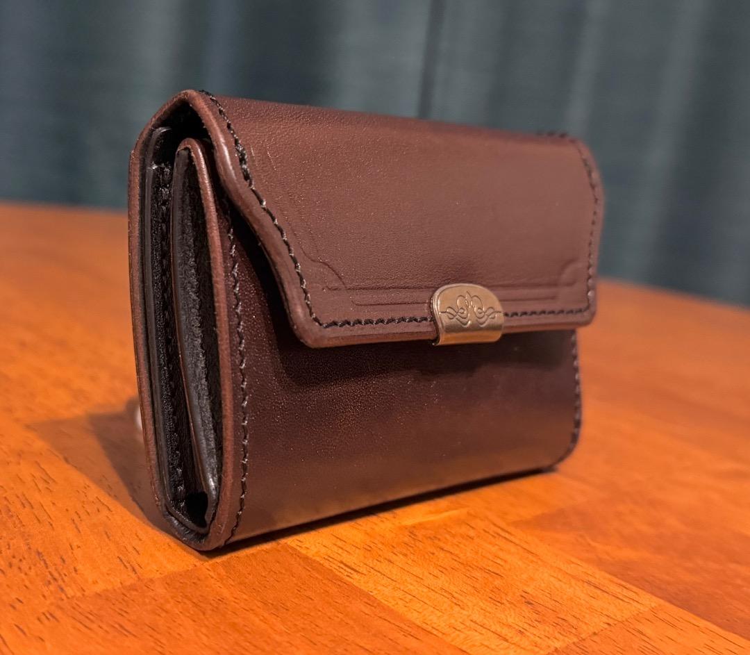 Dual サドルプルアップ コンパクトウォレット