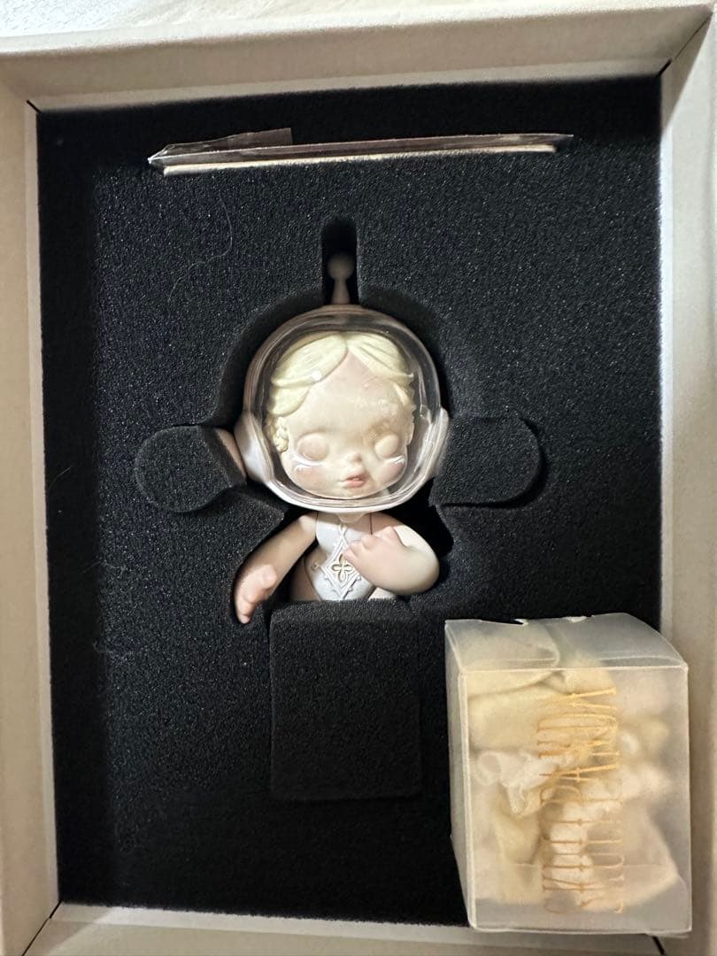 POPMART skullpanda baby 光澜