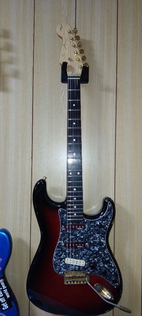 コンボーネント、カスタムギター