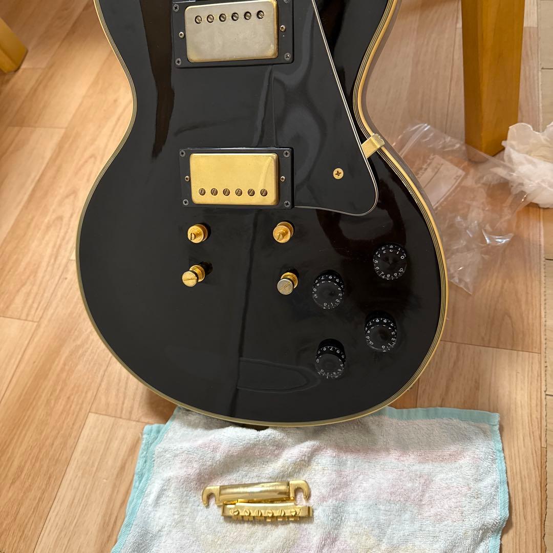 エレキギター レスポールタイプ ブラック ゴールドパーツ