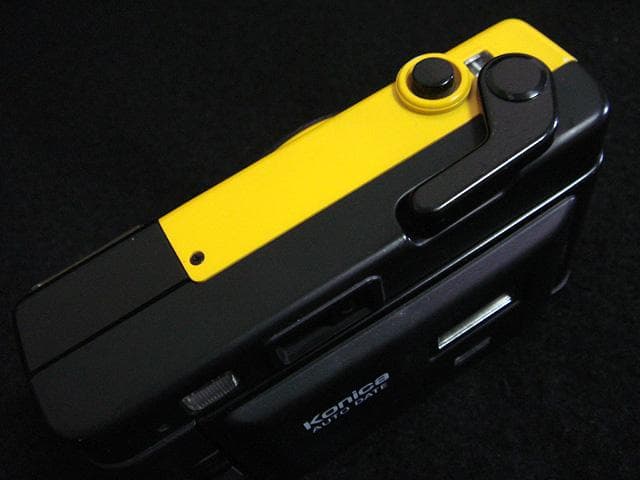 734009 コニカ EFJ 黄 konica c35 efj フィルムカメラ