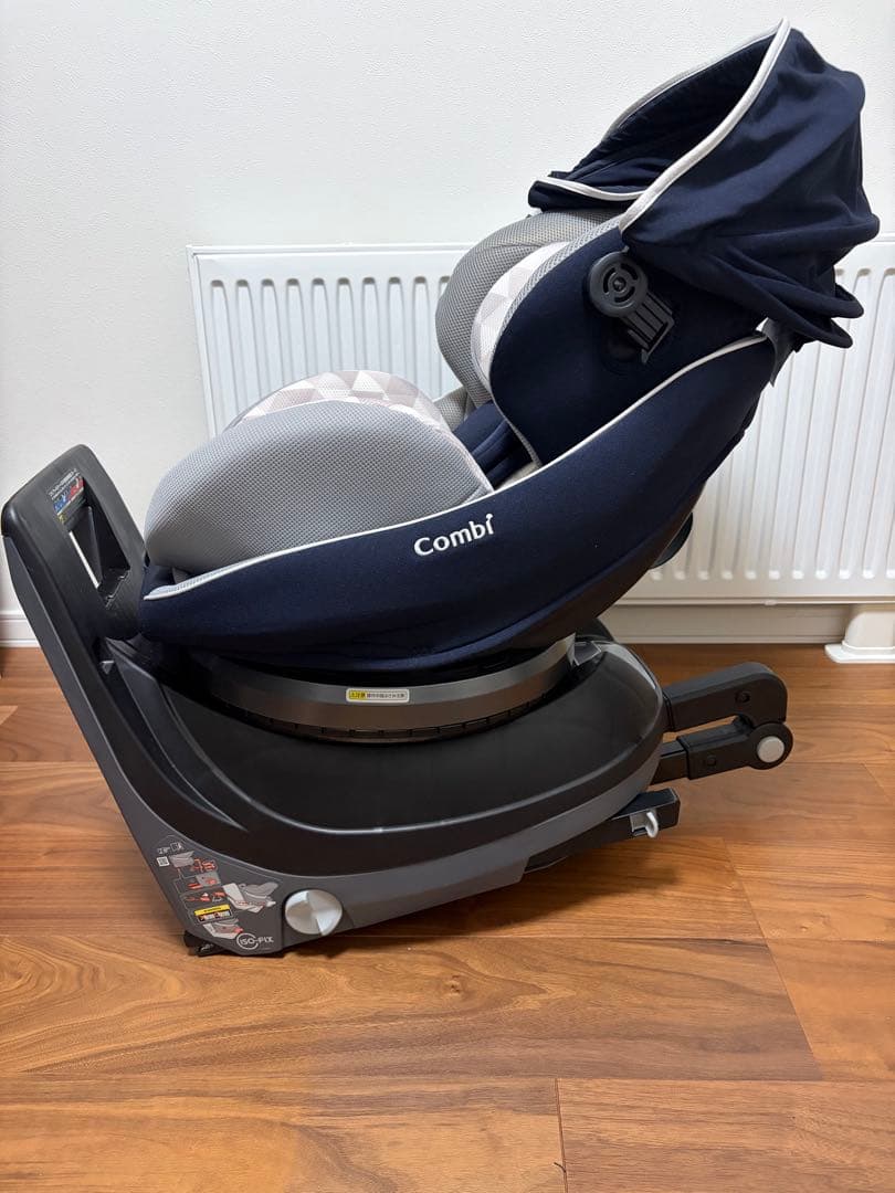 【美品】combi コンビ クルムーブスマートisofix JN-570
