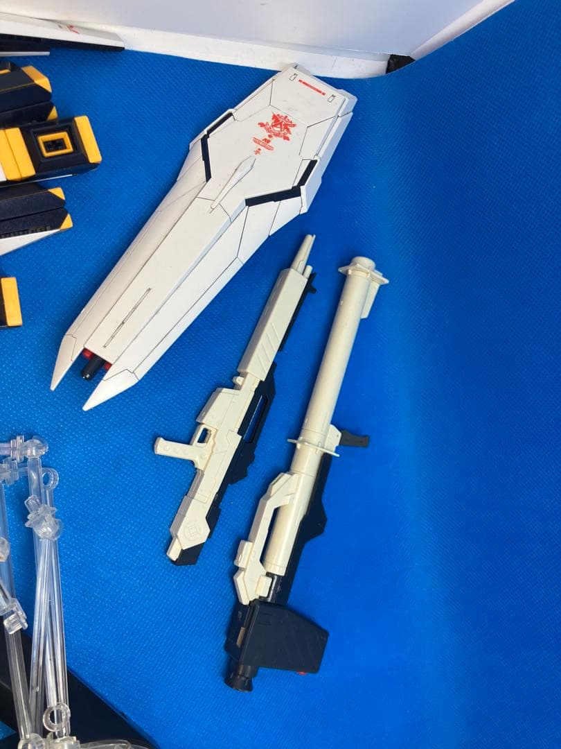 MG 1/100 ガンプラ　ジャンク　ν ガンダム　ニュー　塗装　a524