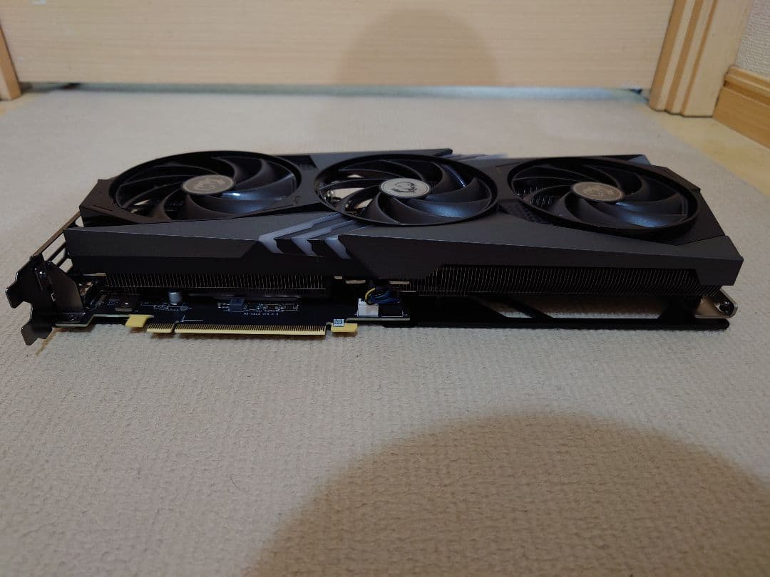 【美品】MSI Geforce RTX4070 GAMING X TRIO