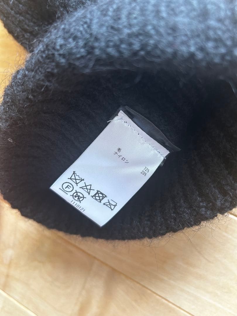 新品　タグ付き　マリメッコ　ニット帽　ブラック