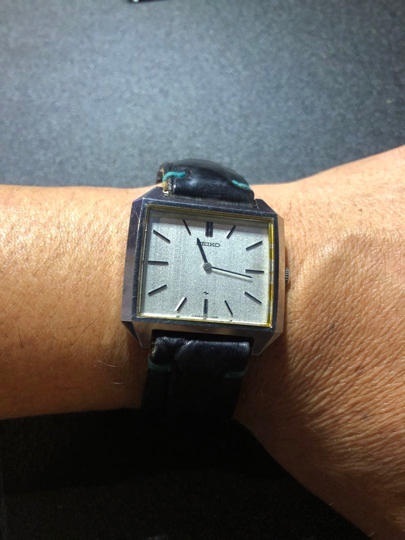 KTA様★美品稼動レア★セイコー　シャリオ　スクエア　手巻き　メンズ　腕時計