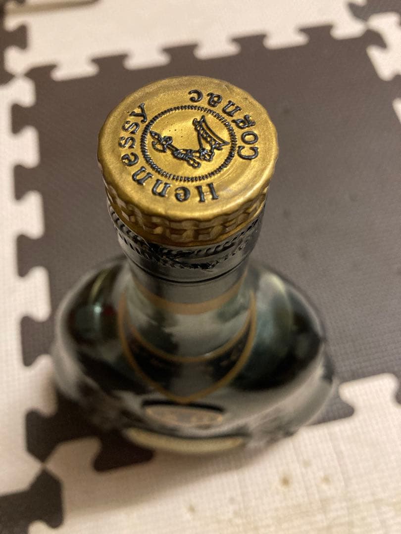 【古酒・バンコク空港限定品】ヘネシー コニャック 箱付き Hennessy