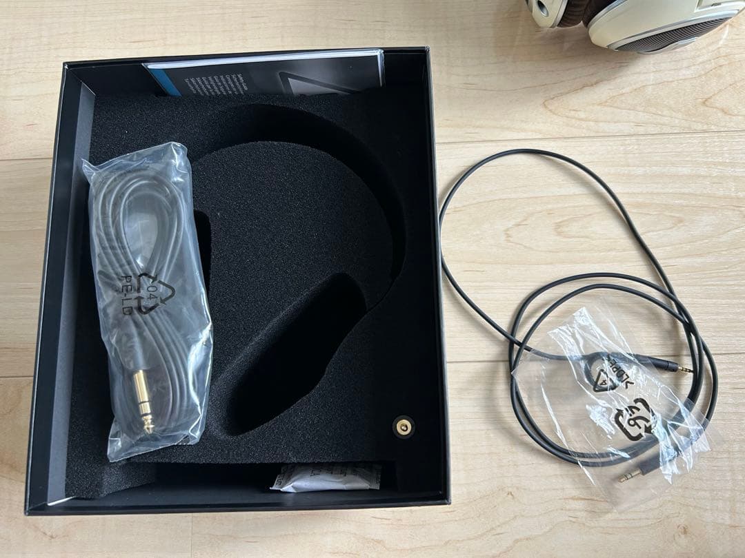 ゼンハイザー　HD599