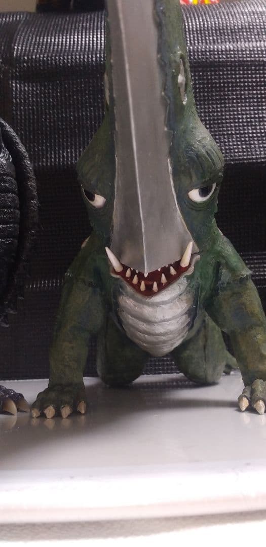 大悪獣ギロン！ボークス、オリエントヒーロー３０センチシリーズ！