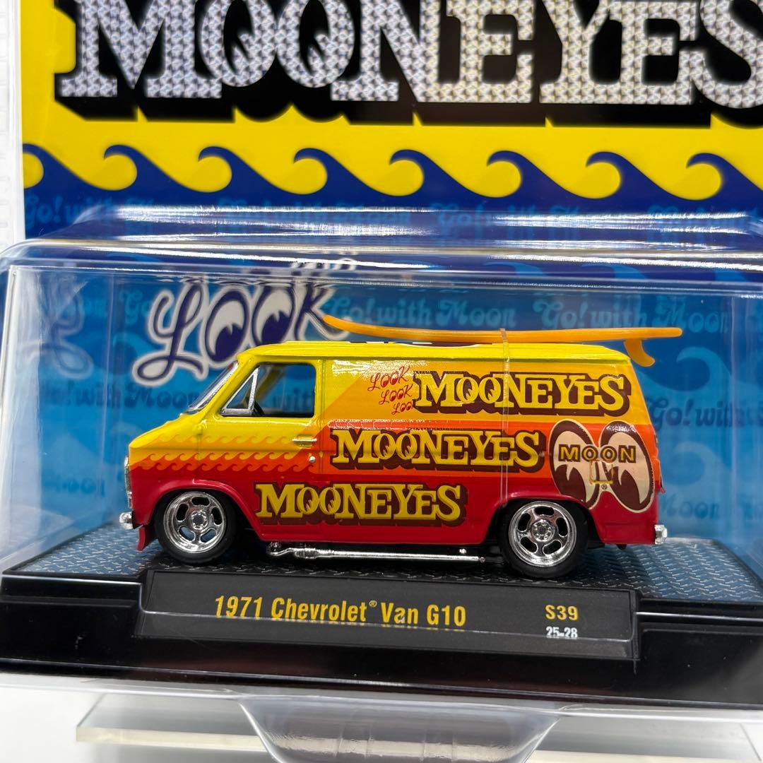 M2マシーン MOONEYES 1971 Chevrolet Van G10