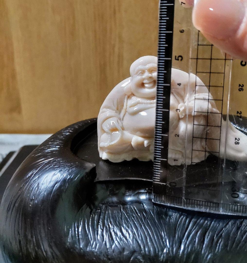 送料込　天然サンゴ 宝石白珊瑚 布袋尊 鑑別保証書 洪順利 作品証明書付 七福神