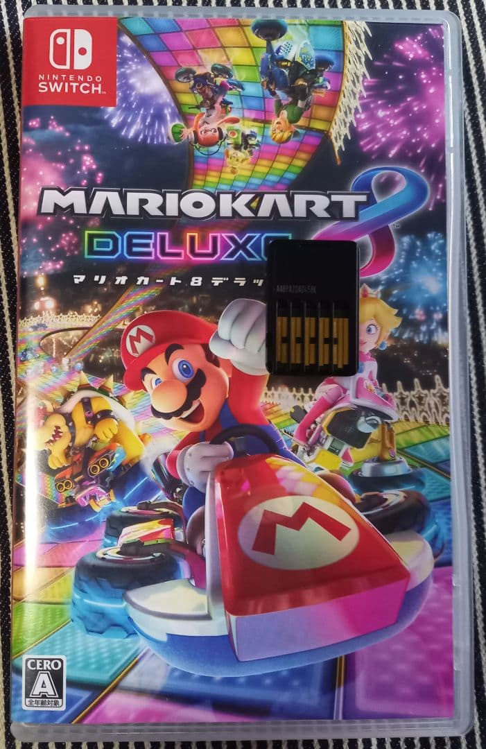 Switchソフト　大乱闘スマッシュブラザーズ、マリオカート8デラックスのセット