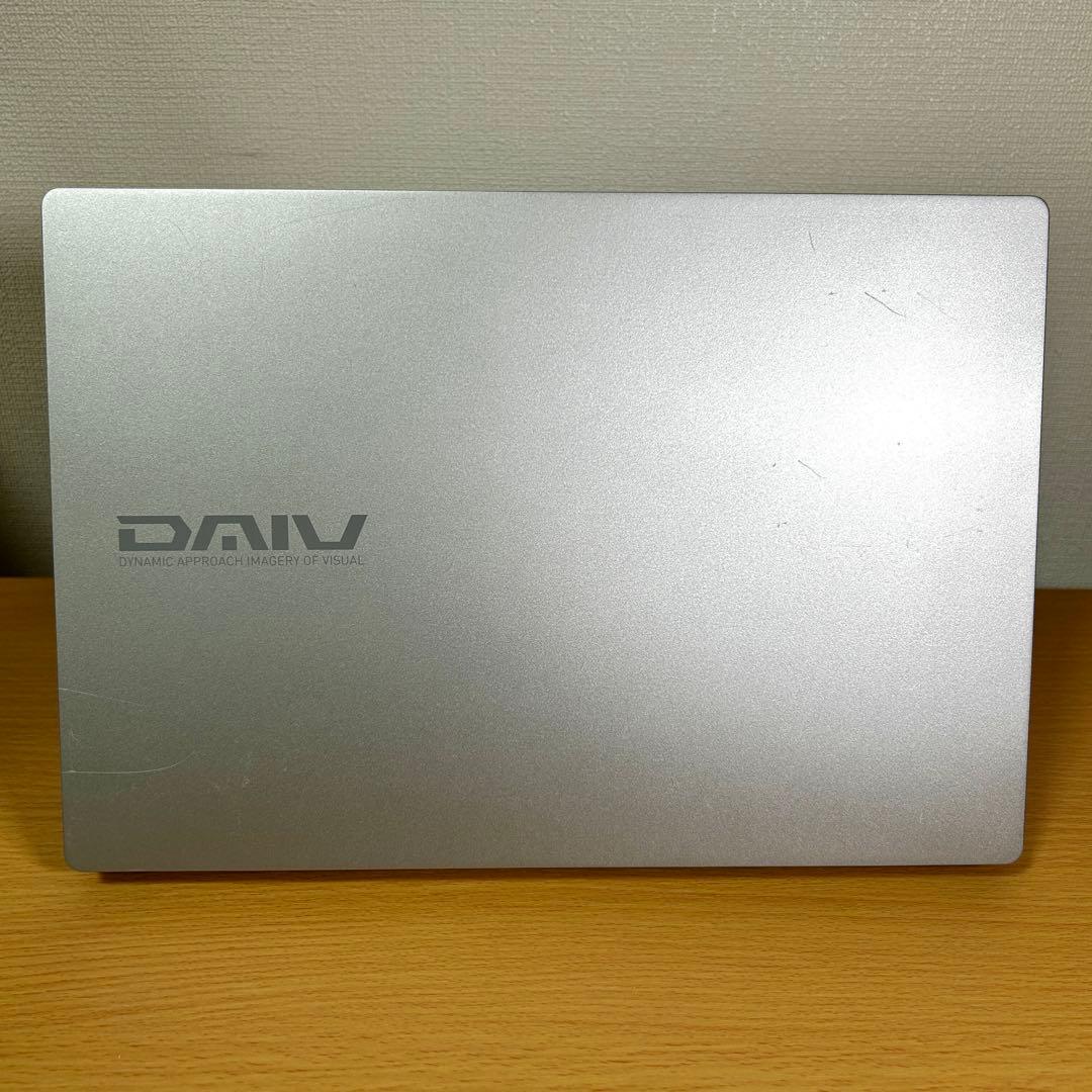 マウス DAIV Z4 I7I01SR-A i7 32GB 1TB 14インチ