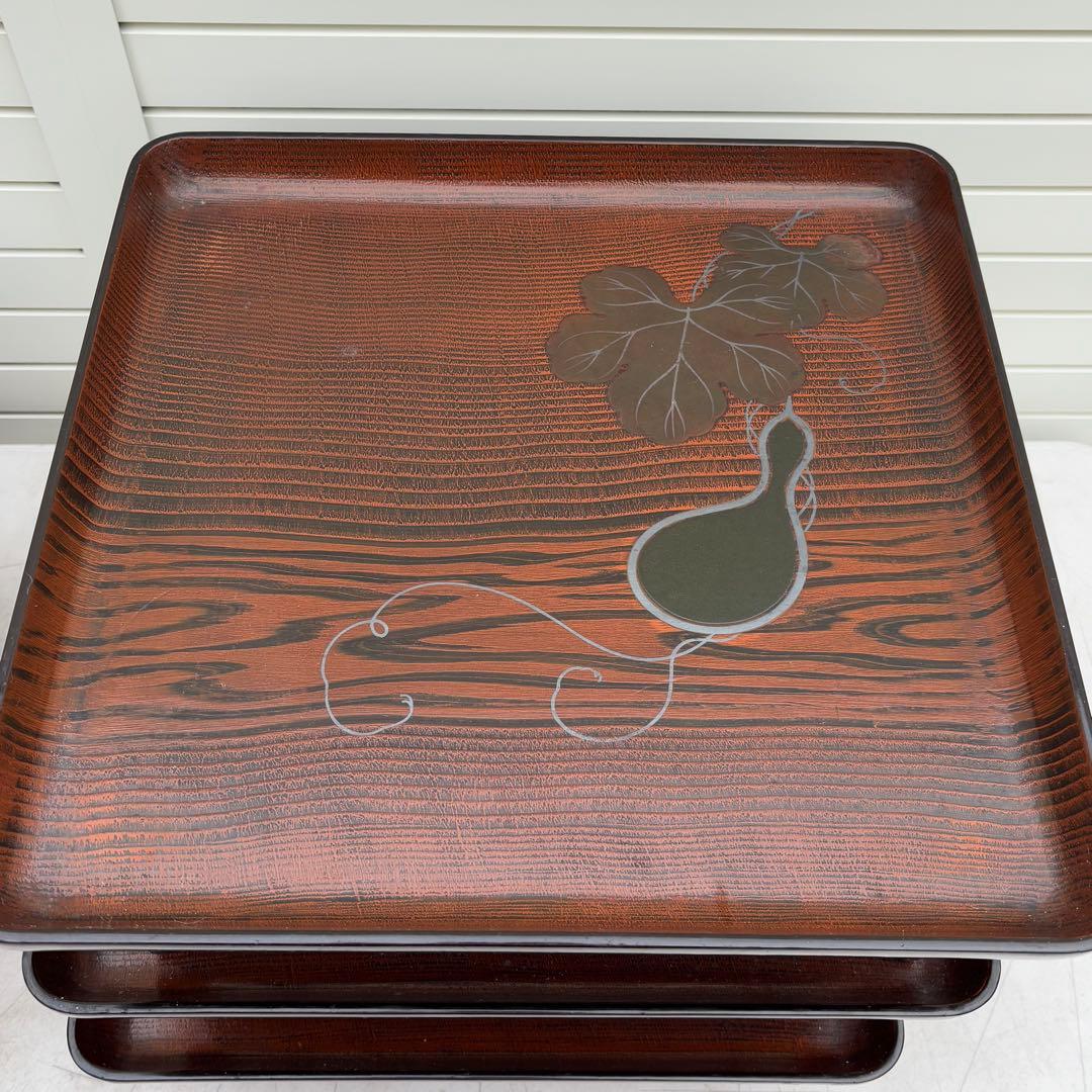 超高級、おもてなしにいかがですか？高台なお盆　漆器　脚付盆