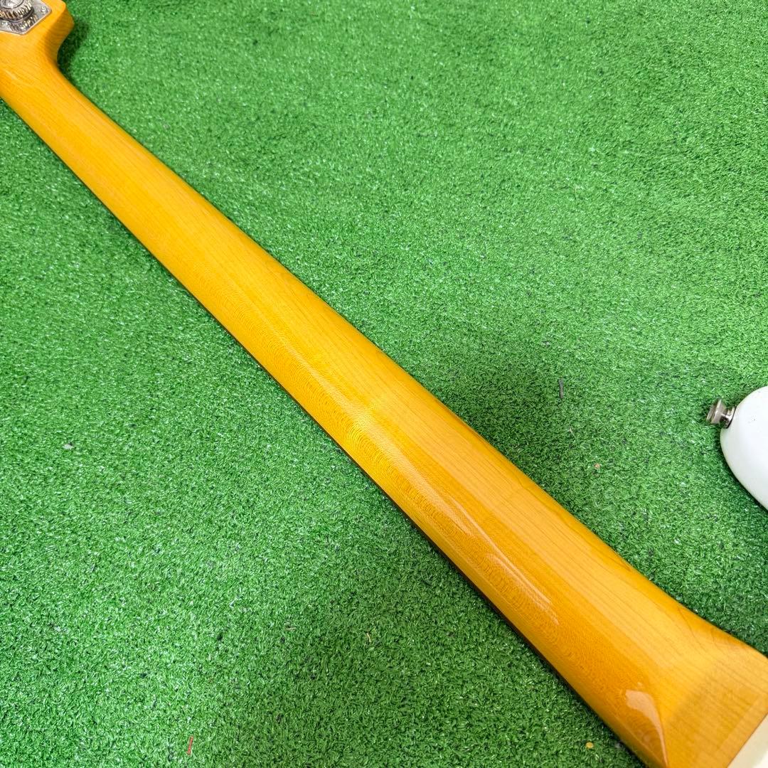 極上品　FERNANDES エレキベース　ケース　ストラップ付　未使用に近い