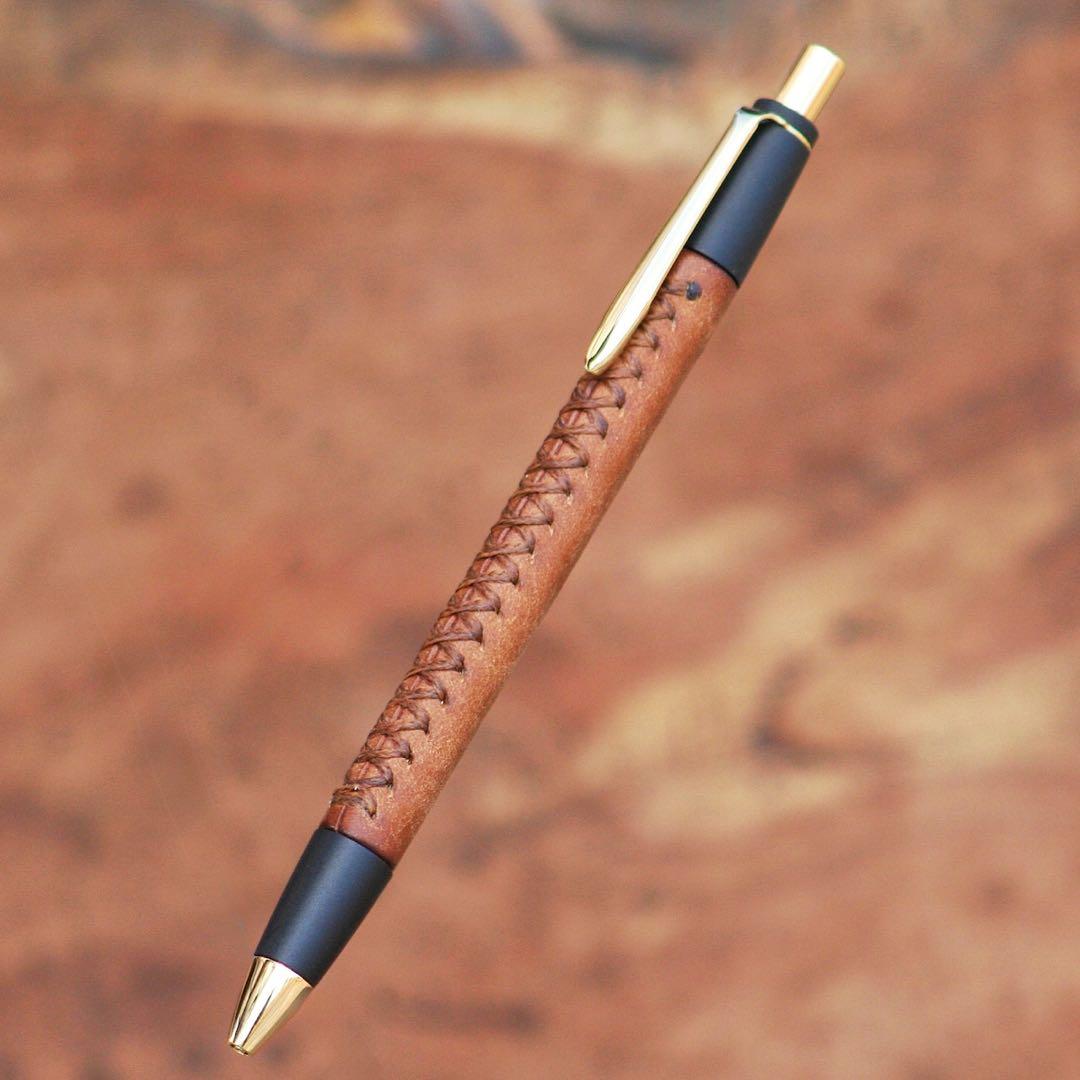 革軸ペン　プエブロ コニャック　シックザール　schicksal