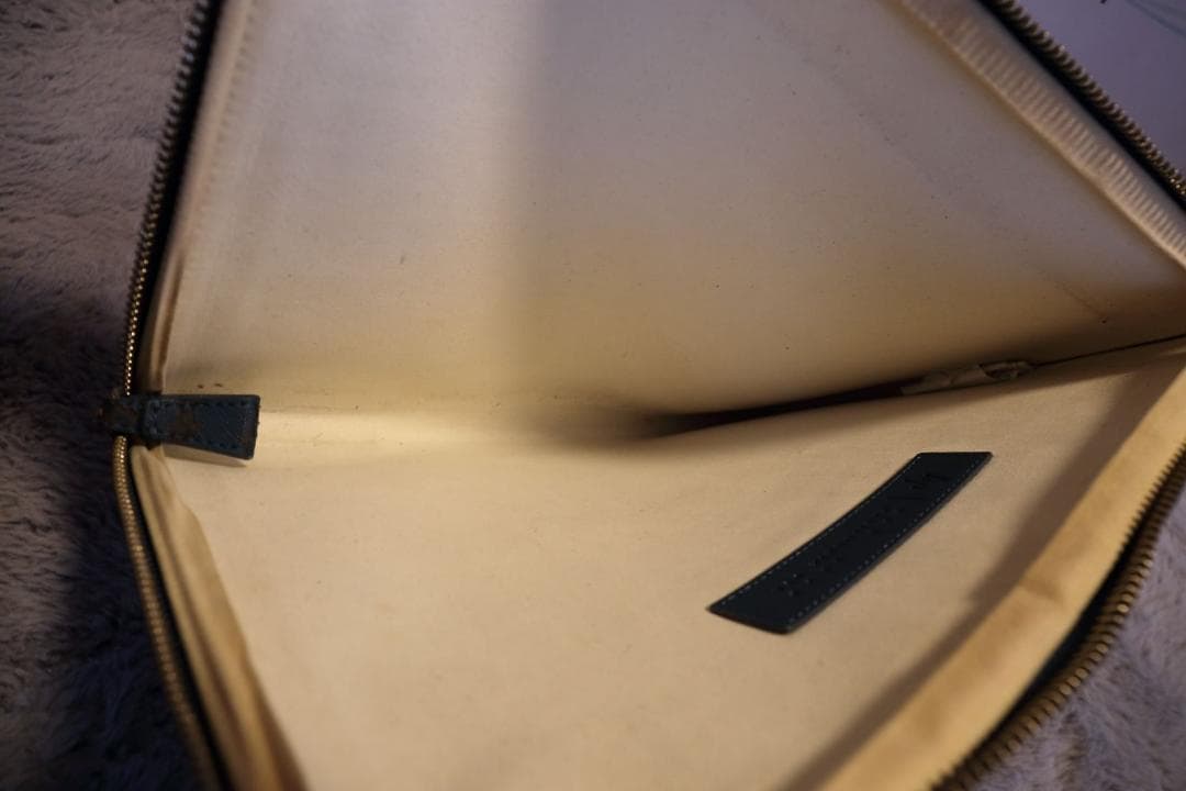 HP ENVY x360 13.3インチノートPC・純正レザーバッグ付き