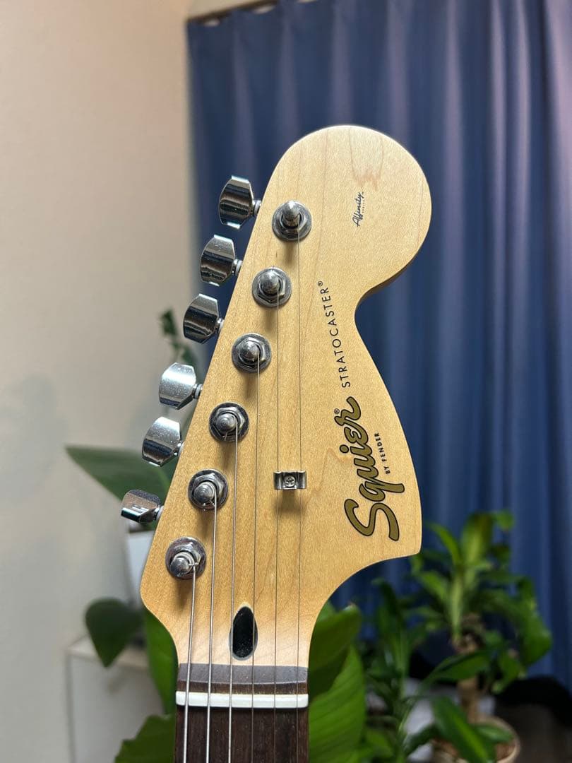 Squier ストラトキャスター ブラック