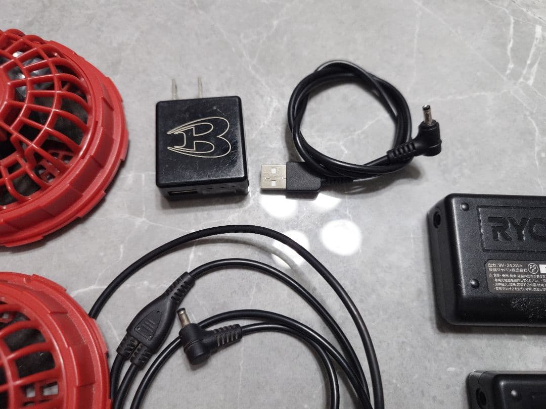 イ*ラ様 BURTLE バートル　バッテリーとファン