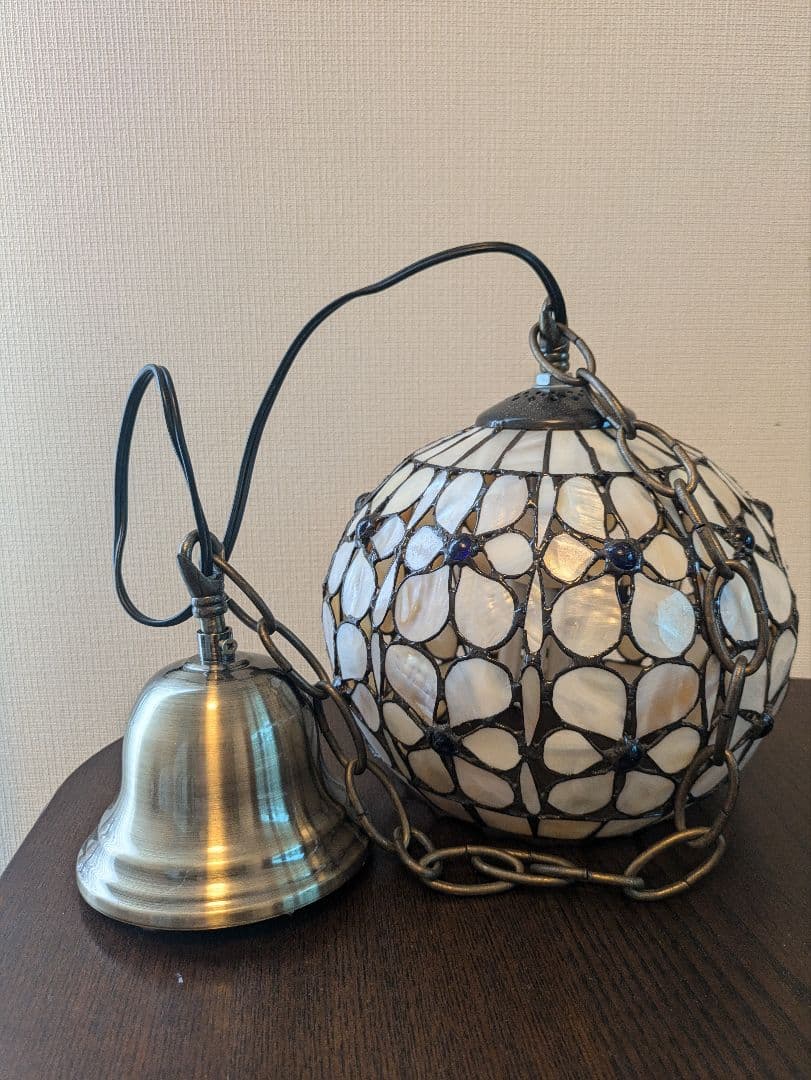 ティファニー風 ペンダントライト（ 葉山ガーデン）