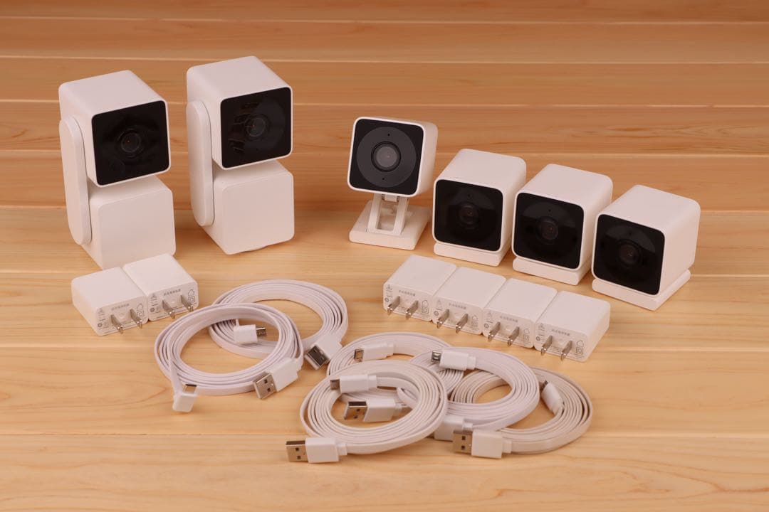 ATOM Cam Swing（2台）＋ ATOM Cam 2（4台）セット