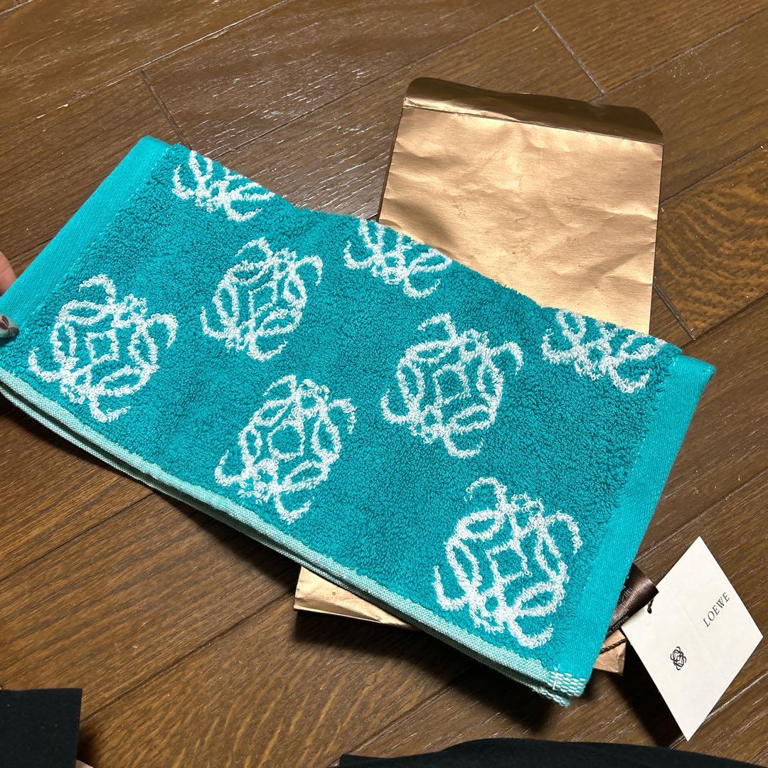 新品 未使用 タグ付き LOEWE ロエベ タオル ハンカチ ターコイズ