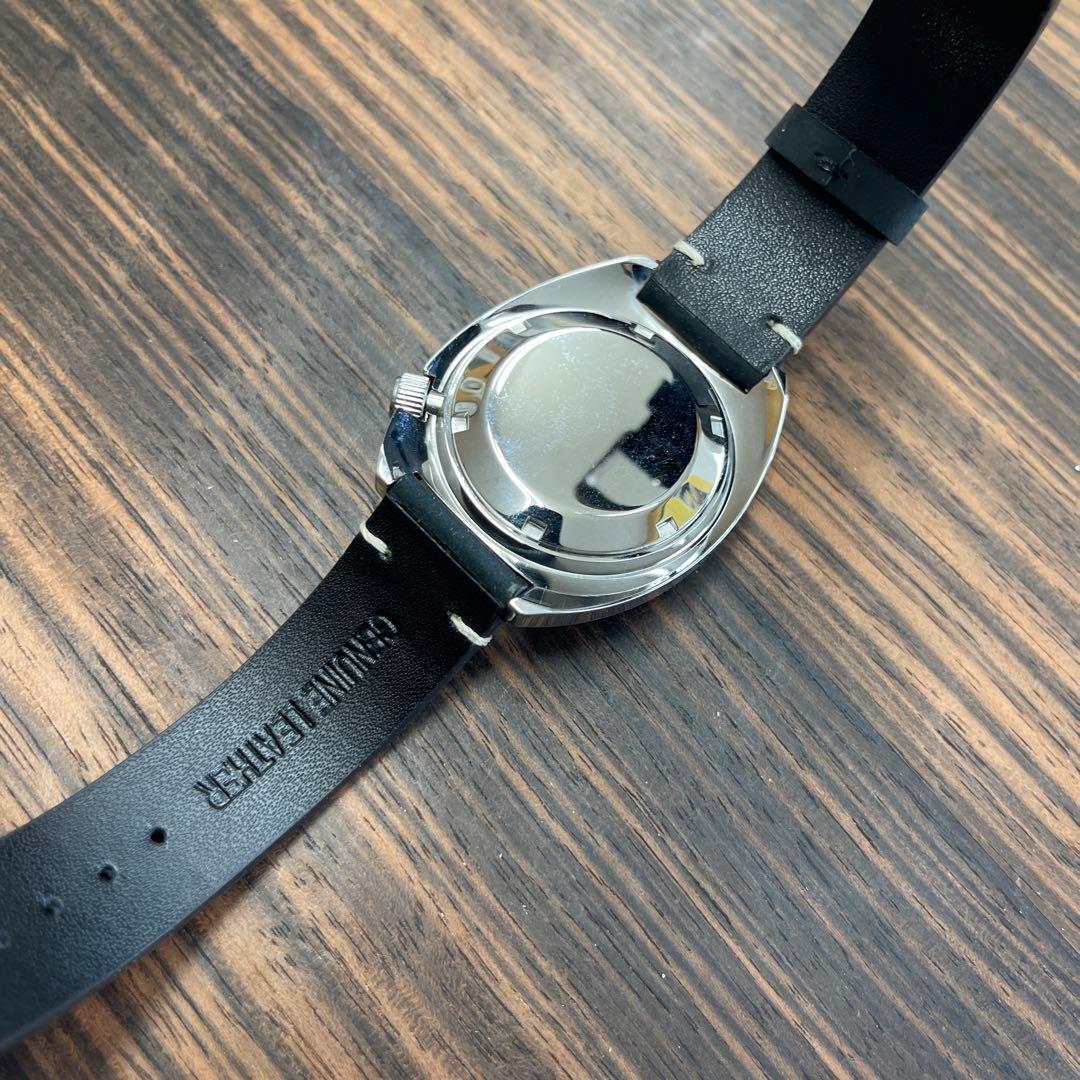 ノーロゴ自動巻　オマージュダイバー200m NH35Aレザーブレス