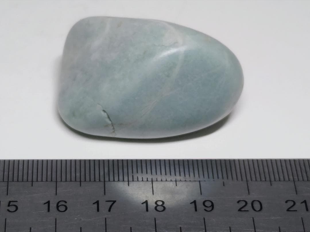 糸魚川53 翡翠 48g ヒスイ 原石 鑑賞石 自然石 誕生石 鉱物 鉱石 水石