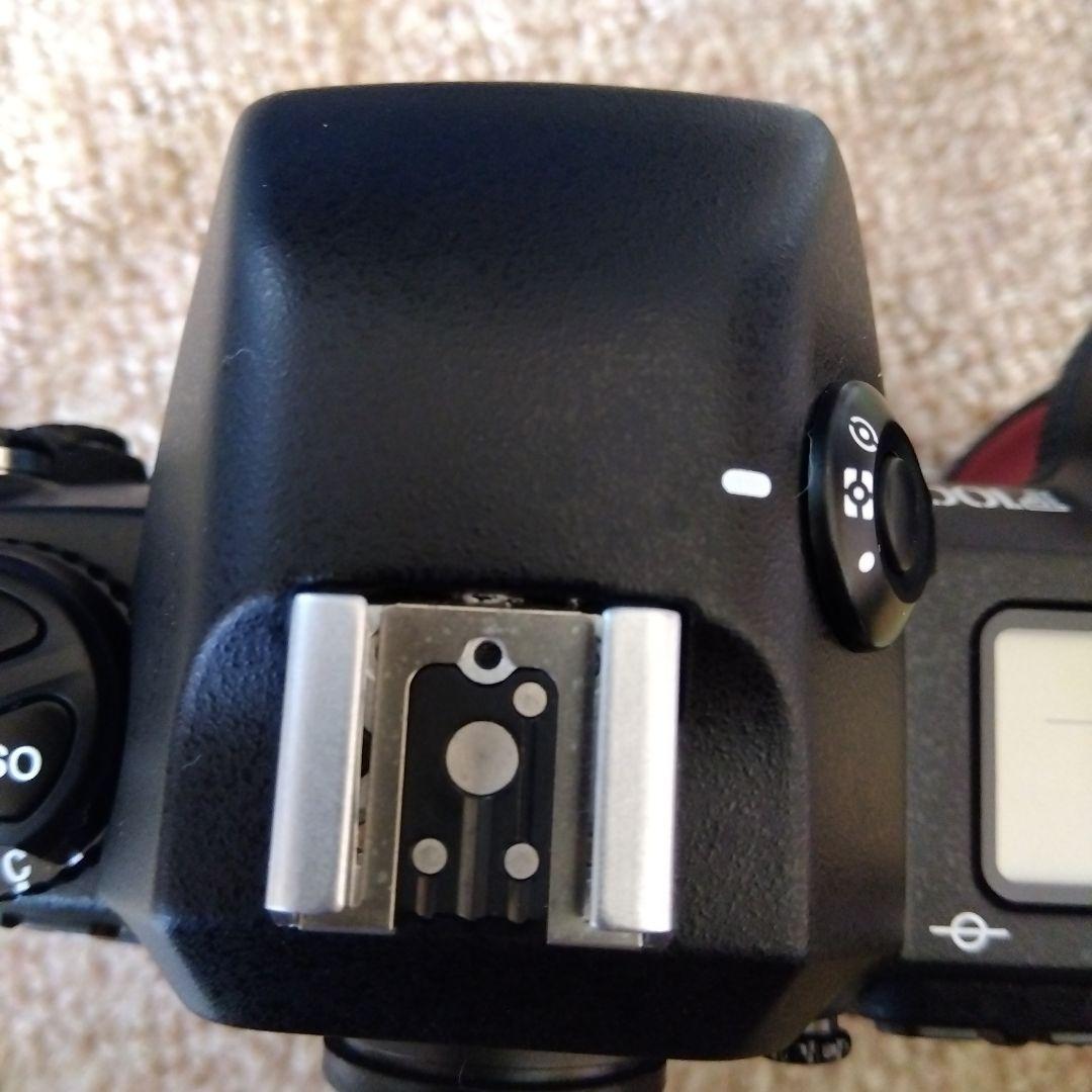 Nikon F100 一眼レフカメラ　＋MB15＋SB28