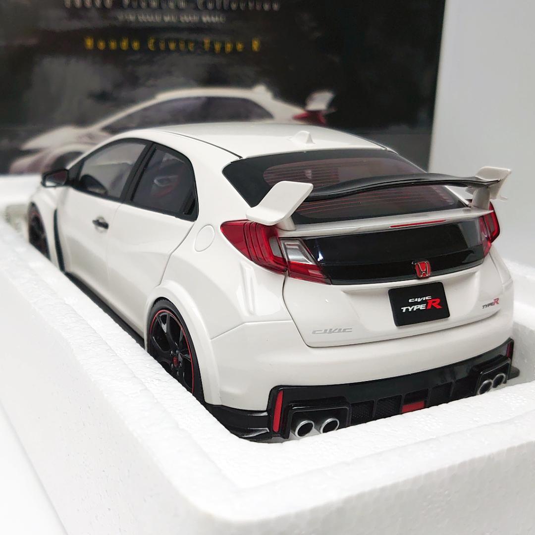 《未使用》1/18　EBBRO　ホンダ　シビック　タイプ　R　2015　白　模型
