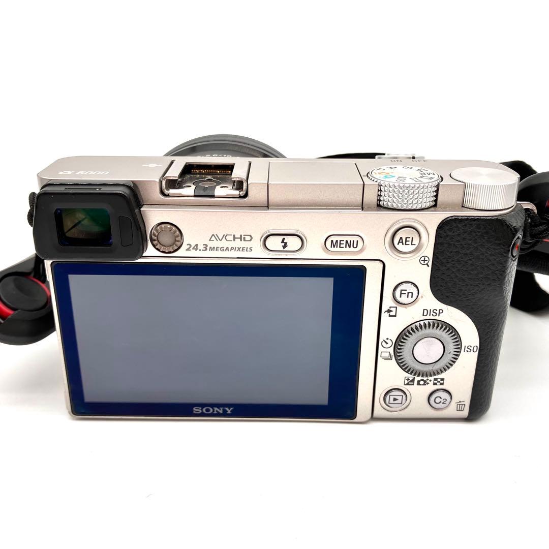 SONY a6000 ILCE-6000 シルバーボディ　16-50mmレンズ