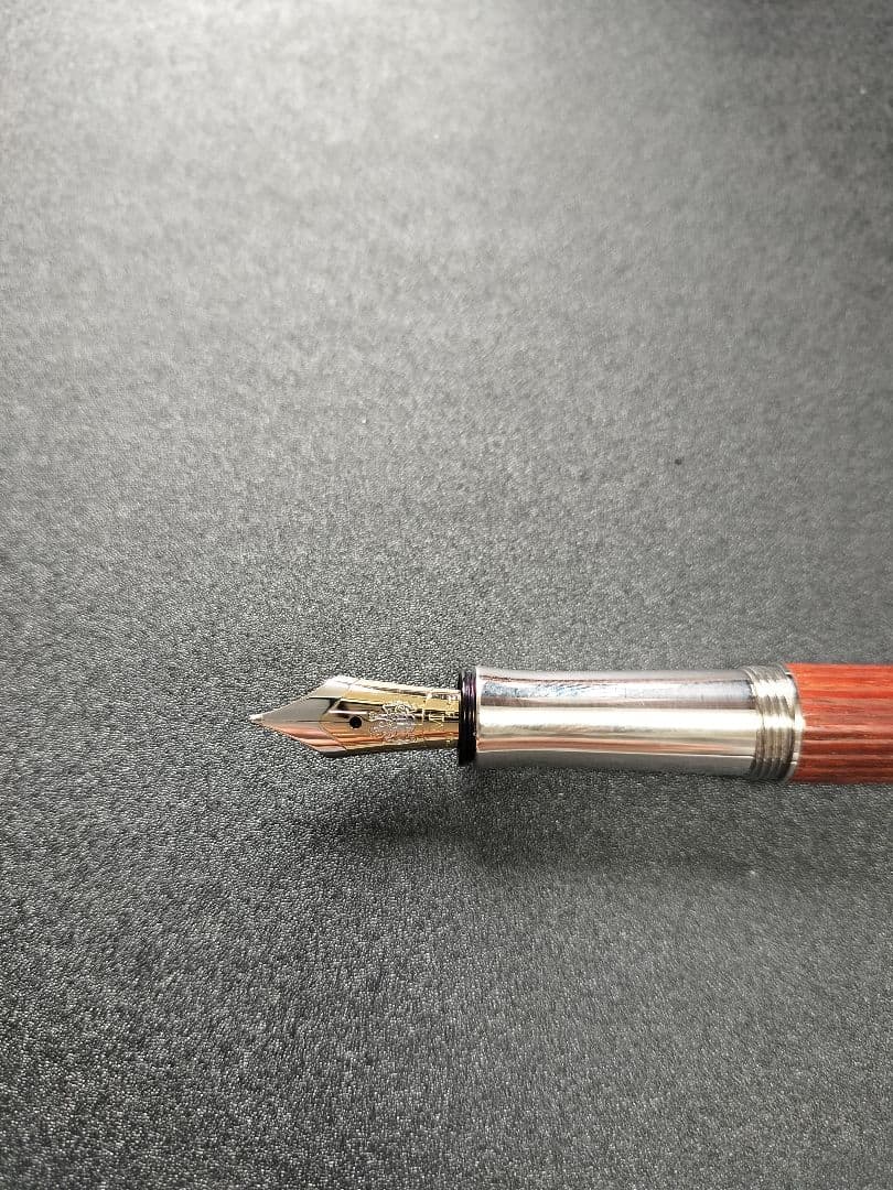 ファーバーカステル　伯爵コレクションクラッシック万年筆　ペルナンブコ