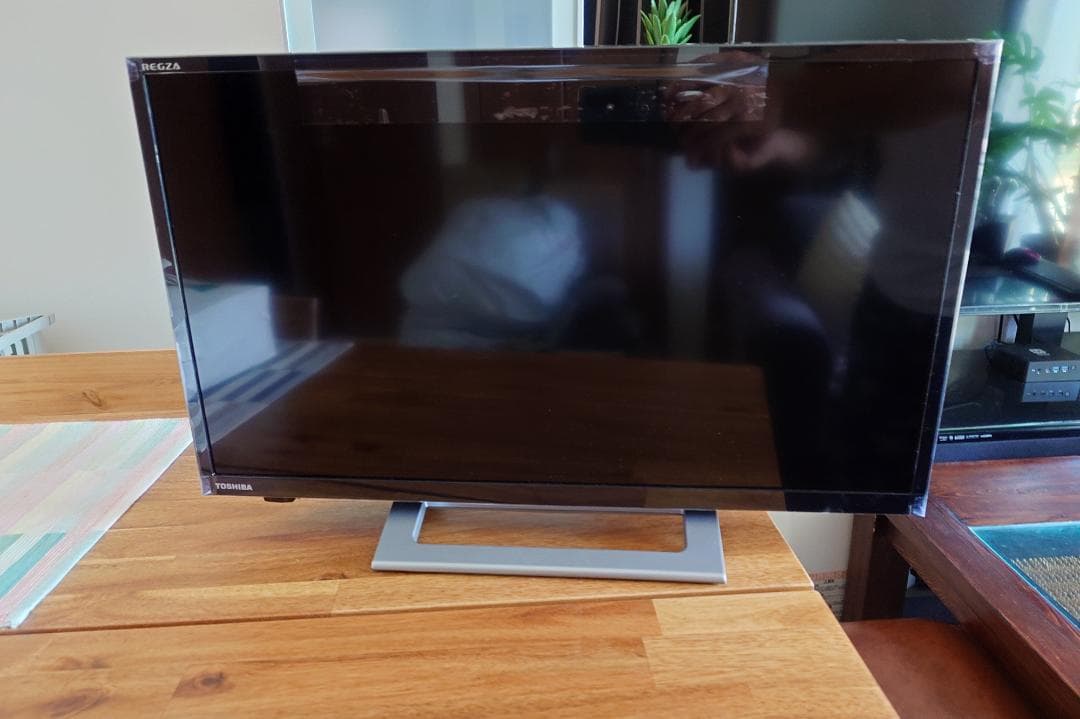 未使用TOSHIBA REGZA 24インチ 24V34液晶テレビ