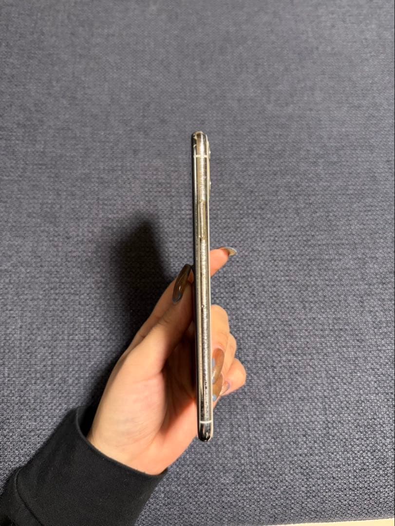 【水曜日限定】iPhone 11 pro max 512GB シルバー