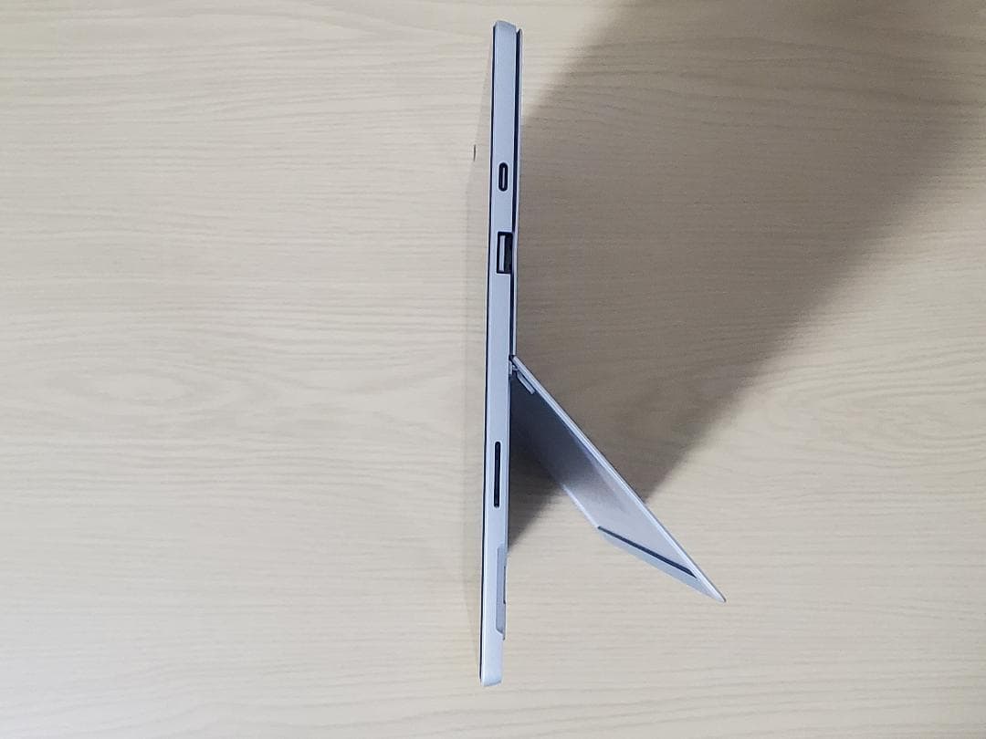 Surface Pro7 i5-1035G4 8GB 256GB Office付