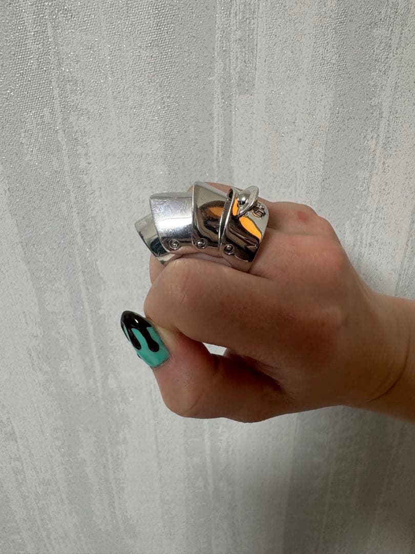 ヴィヴィアンウエストウッドARMOUR リング