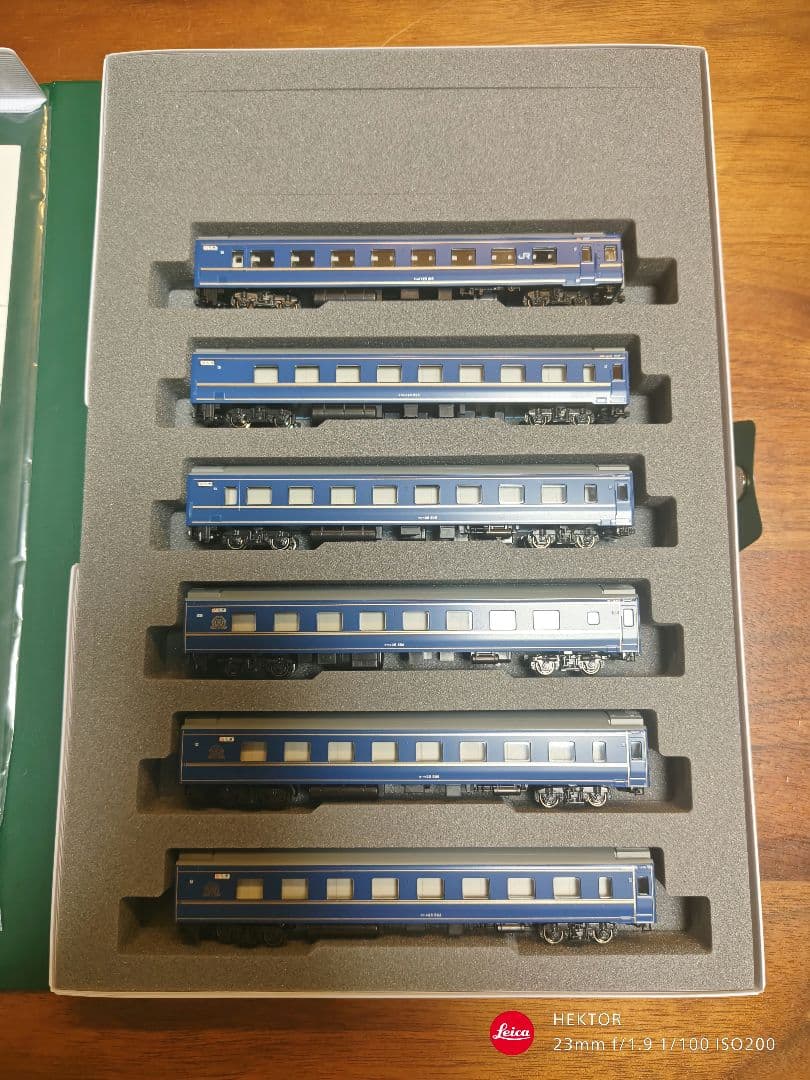 KATO 24系寝台特急北斗星〈デラックス編成〉 6両基本・6両増結セット