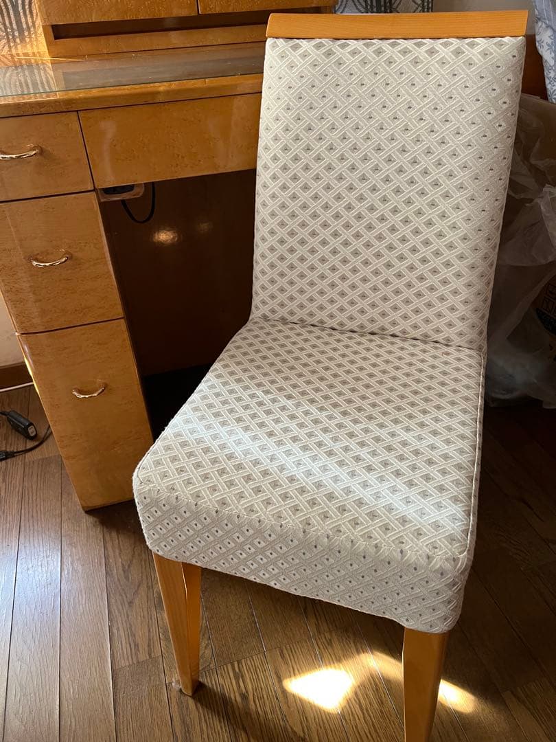 【送料込】大塚家具　高級三面鏡ドレッサー　鏡裏収納あり　椅子出品