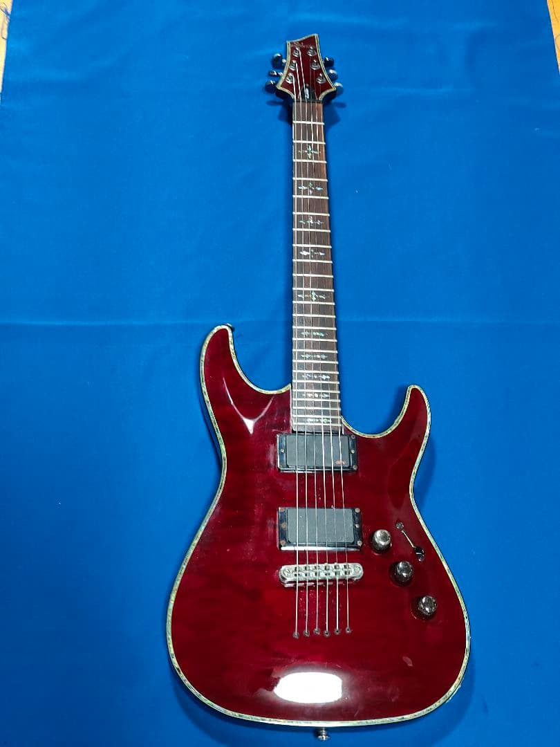 Schecter Diamond Series Hellraiserレッド