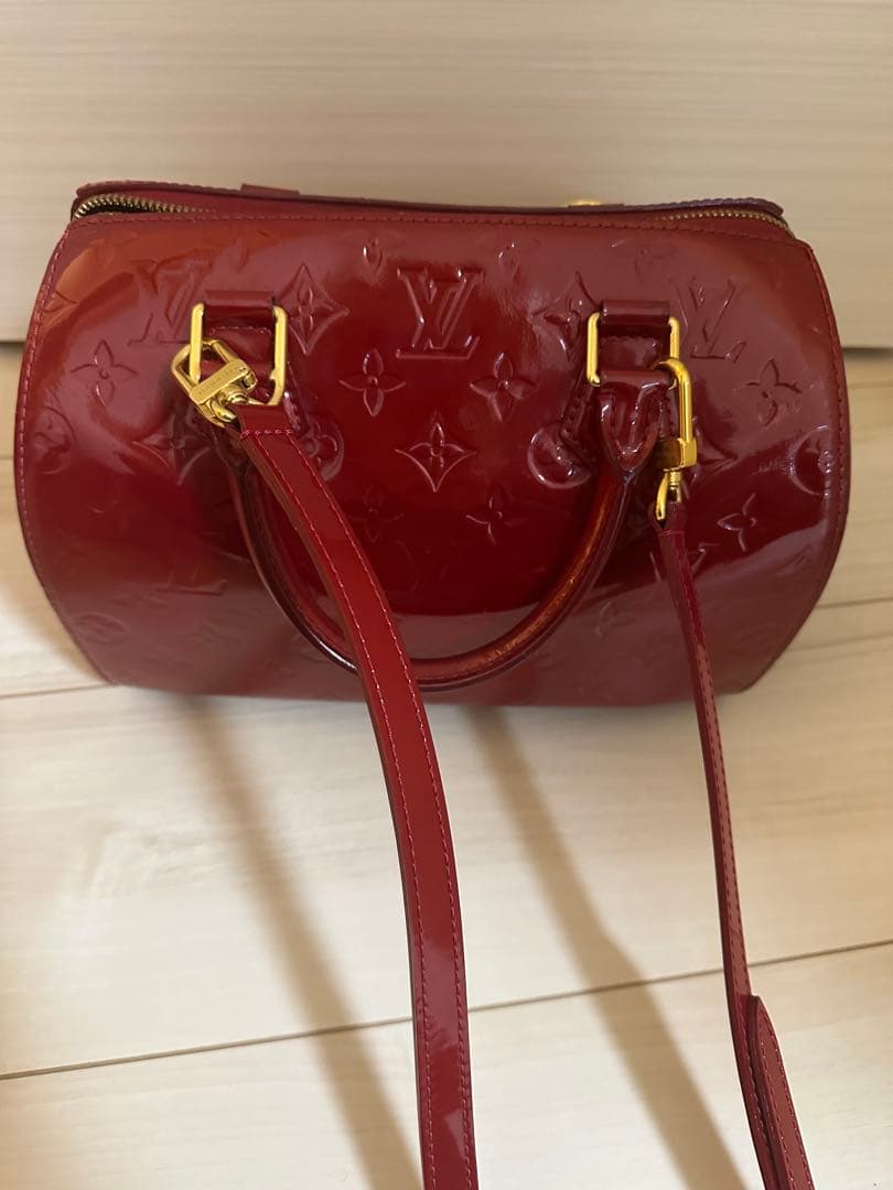 K*D様 ルイ・ヴィトン VUITTON ヴェルニ　赤