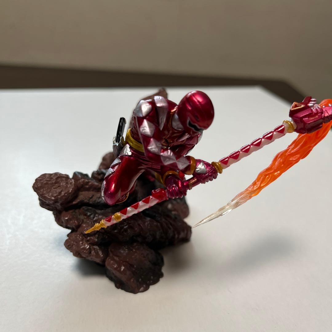 黒十字軍ポーチと戦隊ヒーロー ジオラマフィギュア セット