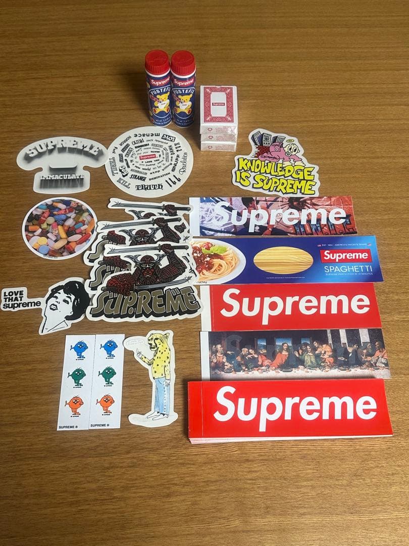 supreme シュプリーム ステッカーノベルティーセット