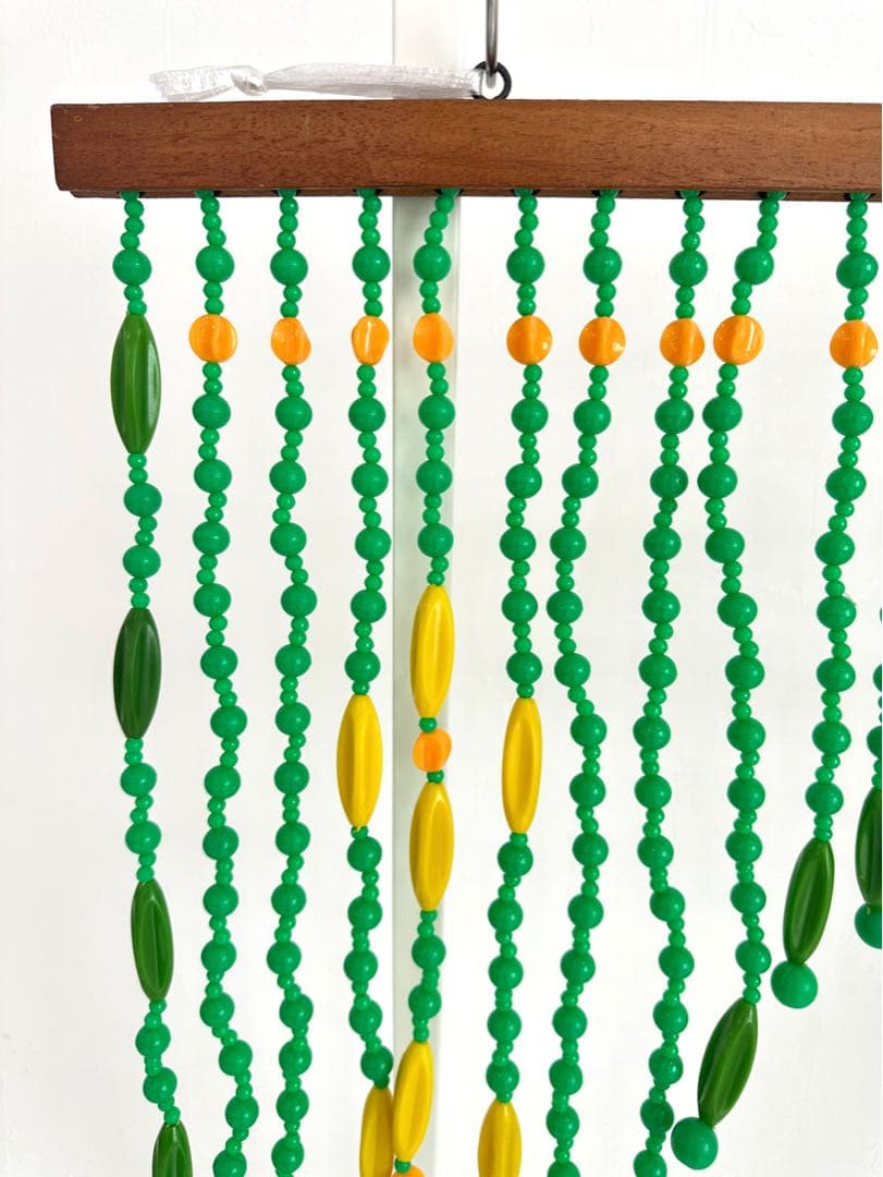 レトロポップ　ビーズカーテン　ビーズのれん　珠のれん　緑　昭和レトロ