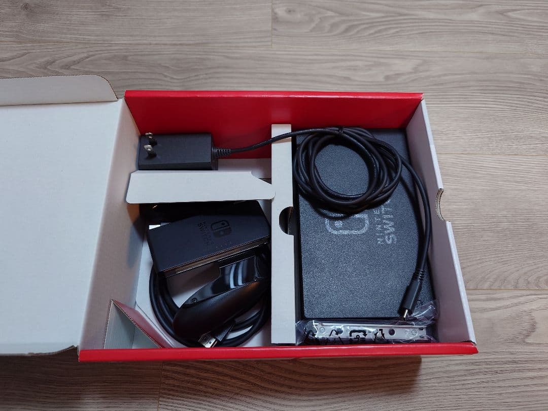 Nintendo Switch Joy-Con ネオンブルー/ネオンレッド