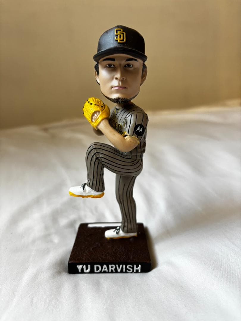 ダルビッシュ 3000奪三振 ボブルヘッド パドレス バブルヘッド 球場限定