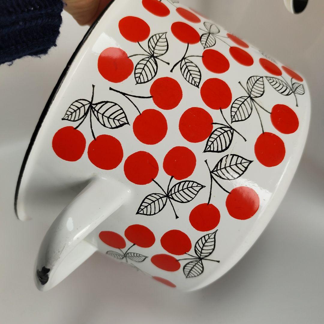 レア　フィネル　Finel チェリー　ポット　琺瑯　ホーロー　北欧　さくらんぼ