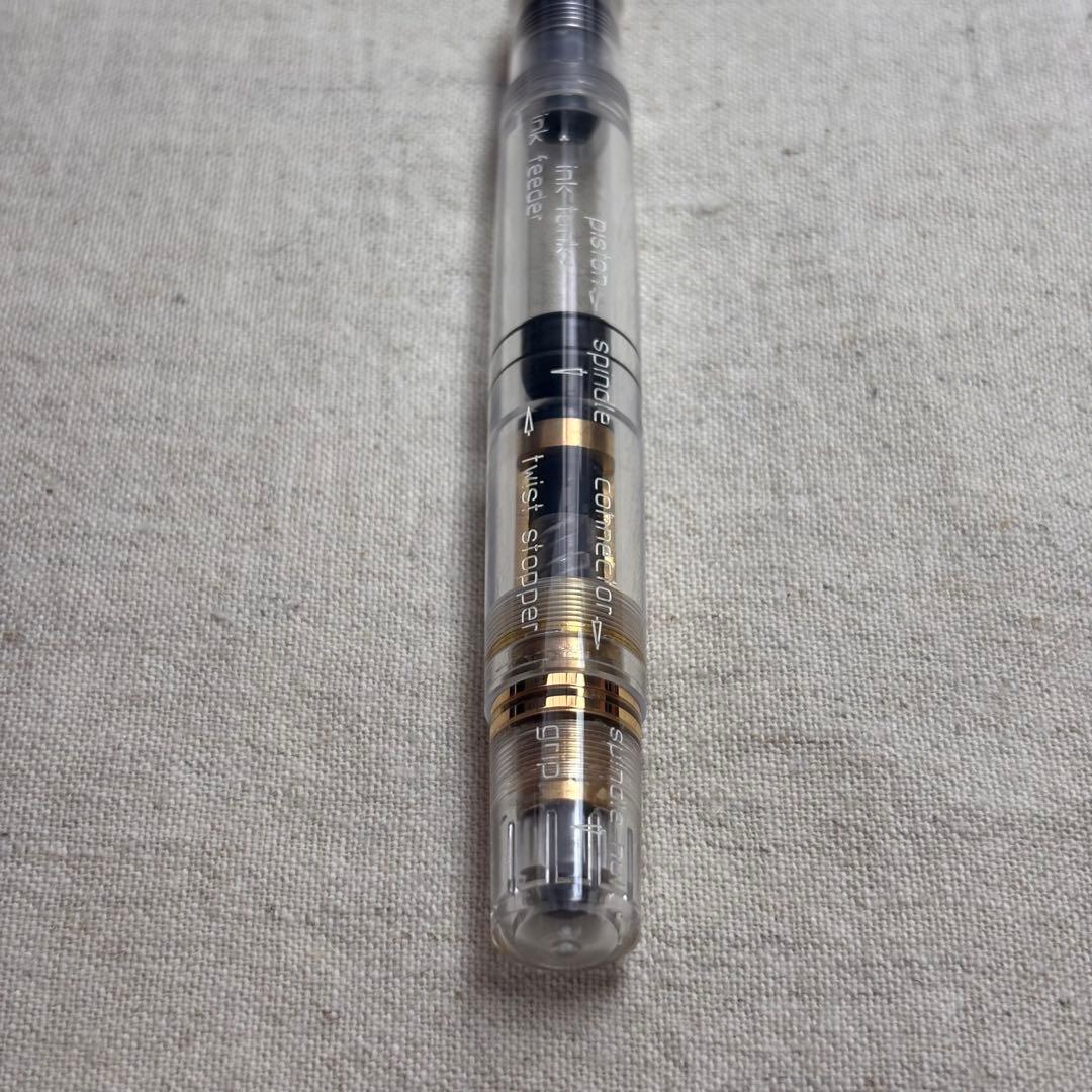 PelikanスーベレーンM800デモンストレーター万年筆刻印有18C-750M