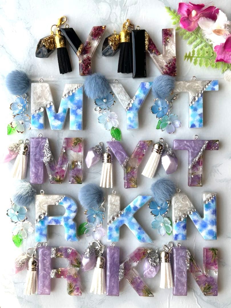 桔梗　イニシャルキーホルダー　16点　ハンドメイド　お花チャーム