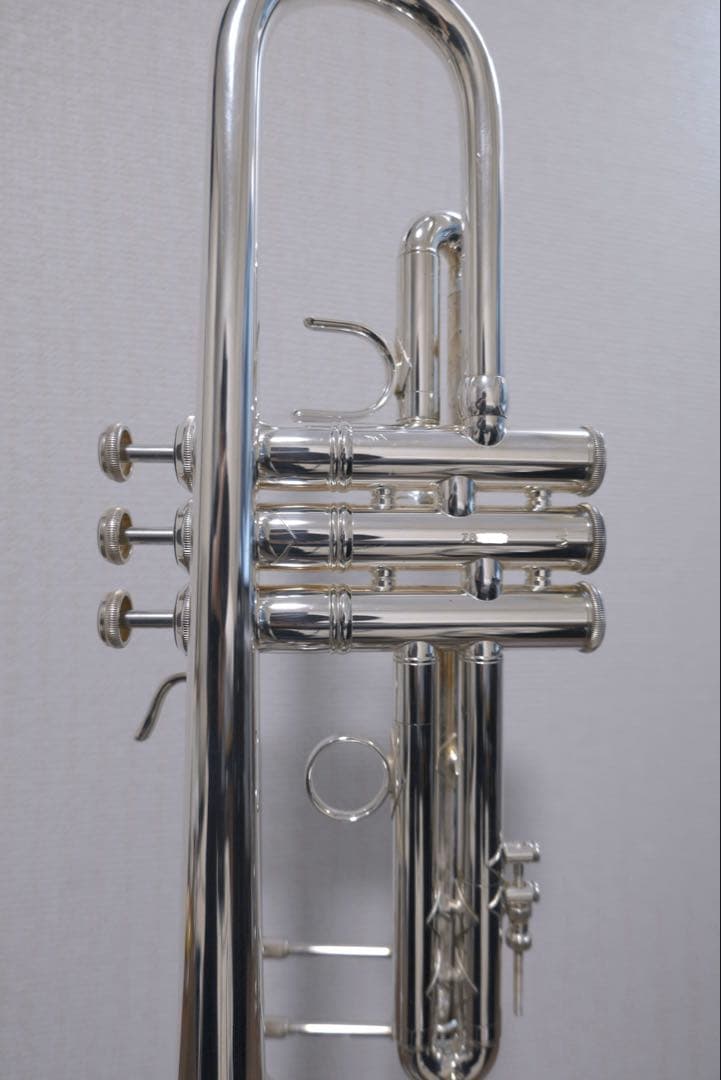 180ML37GBSPトランペットVincent Bach